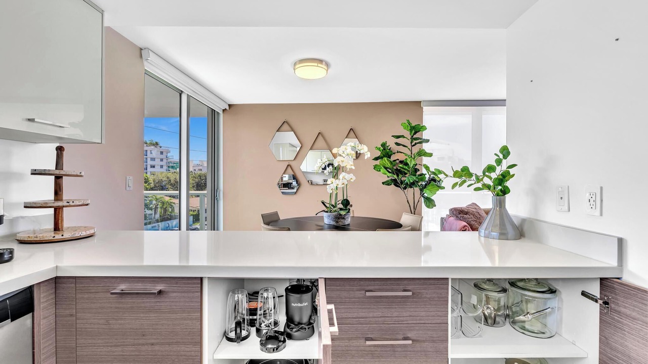 Photo of Kitchen in Bay Harbor Islands