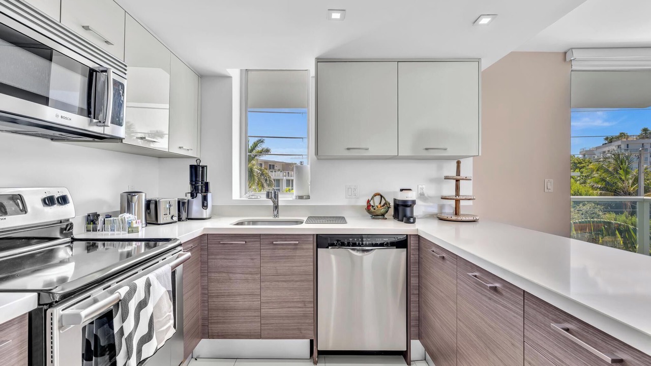 Photo of Kitchen in Bay Harbor Islands