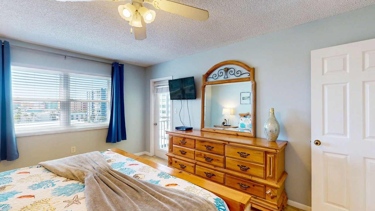 Photo of Bedroom in Redington Shores