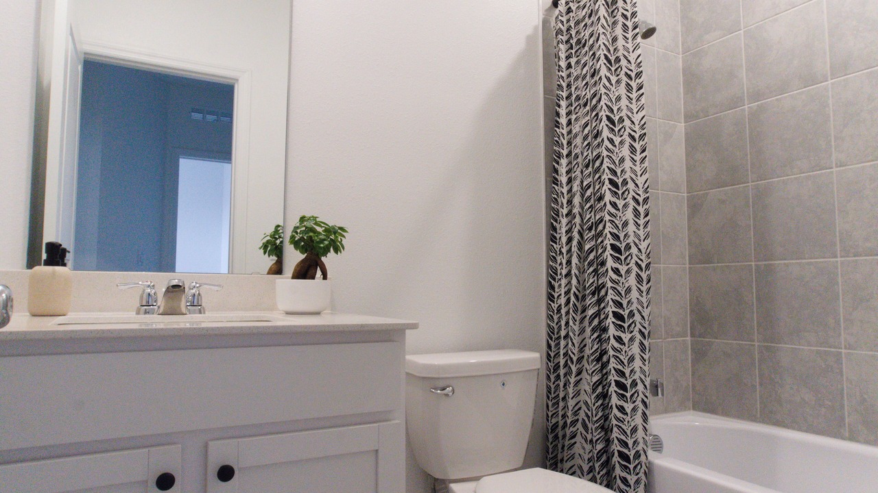 Photo of Bathroom in Poinciana