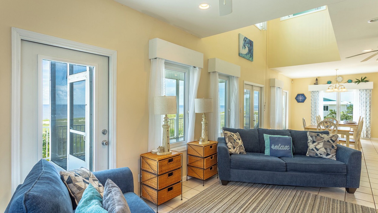 Photo of Livingroom in Alligator Point