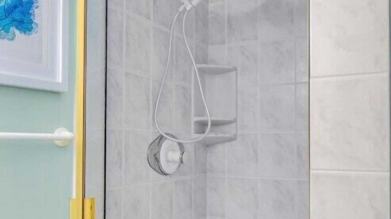 Photo of Bathroom in East End