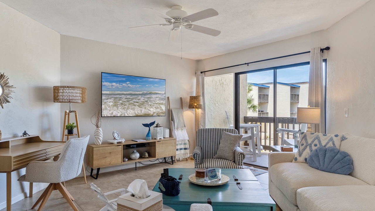 Photo of Livingroom in Butler Beach