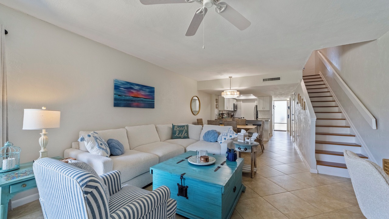 Photo of Livingroom in Butler Beach