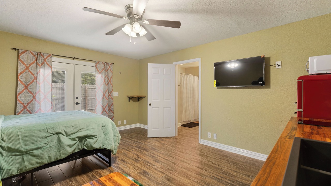 Photo of Bedroom in Pine Forest