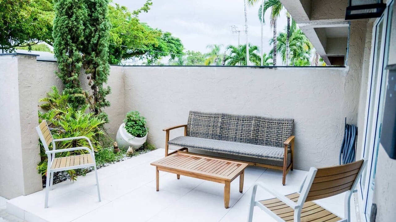 Photo of Patio Balcony in South Lake