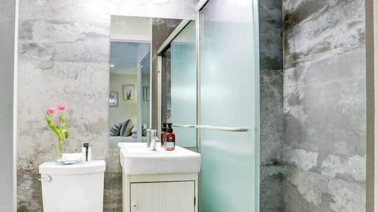 Photo of Bathroom in South Lake