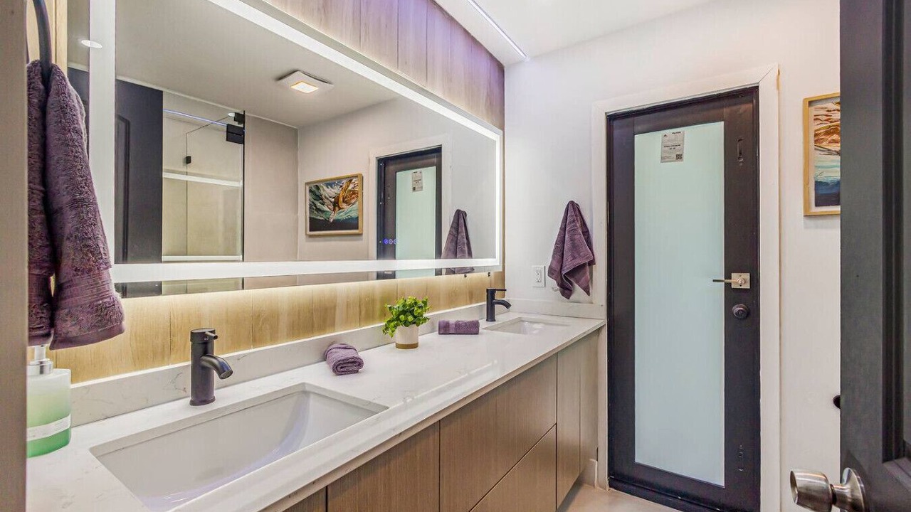 Photo of Bathroom in Miami Lakes