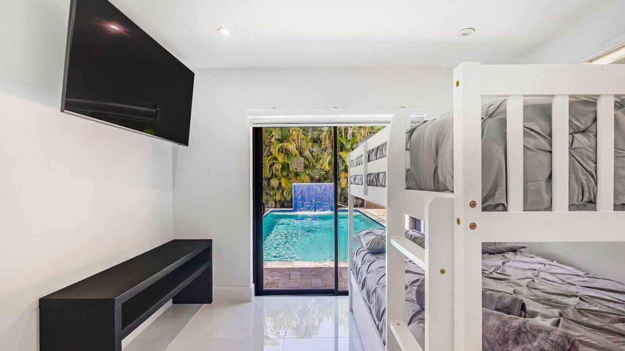 Photo of Bedroom in Miami Lakes