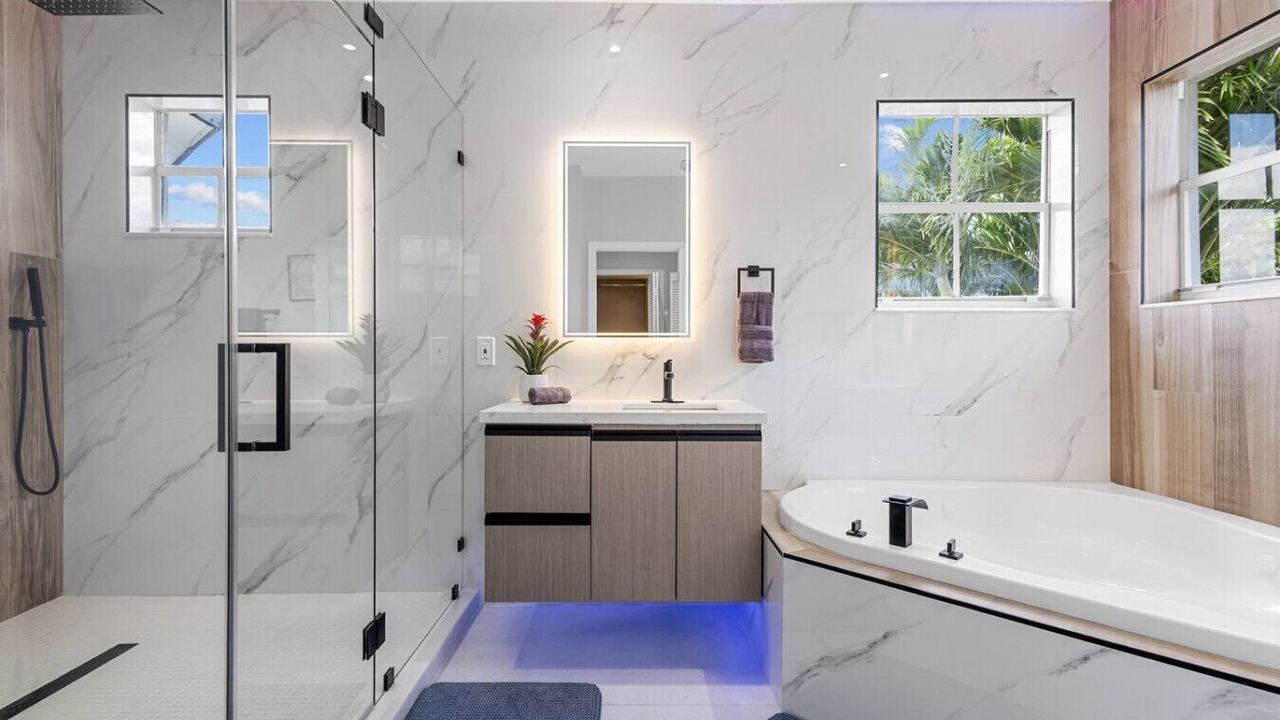 Photo of Bathroom in Ludlam