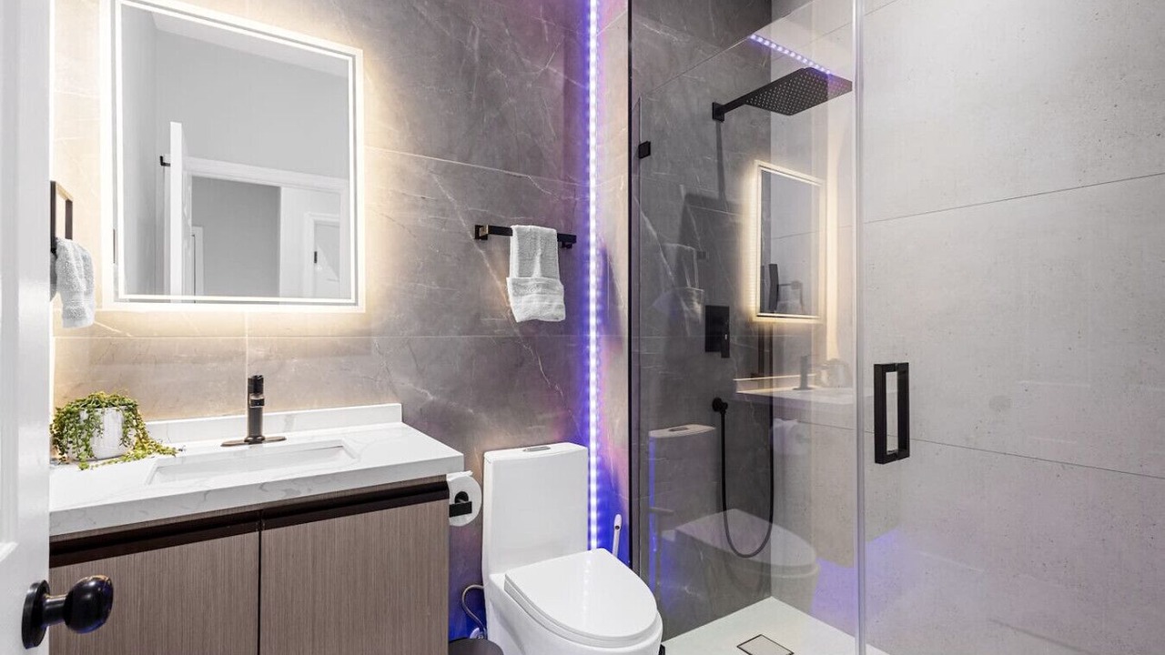 Photo of Bathroom in Ludlam