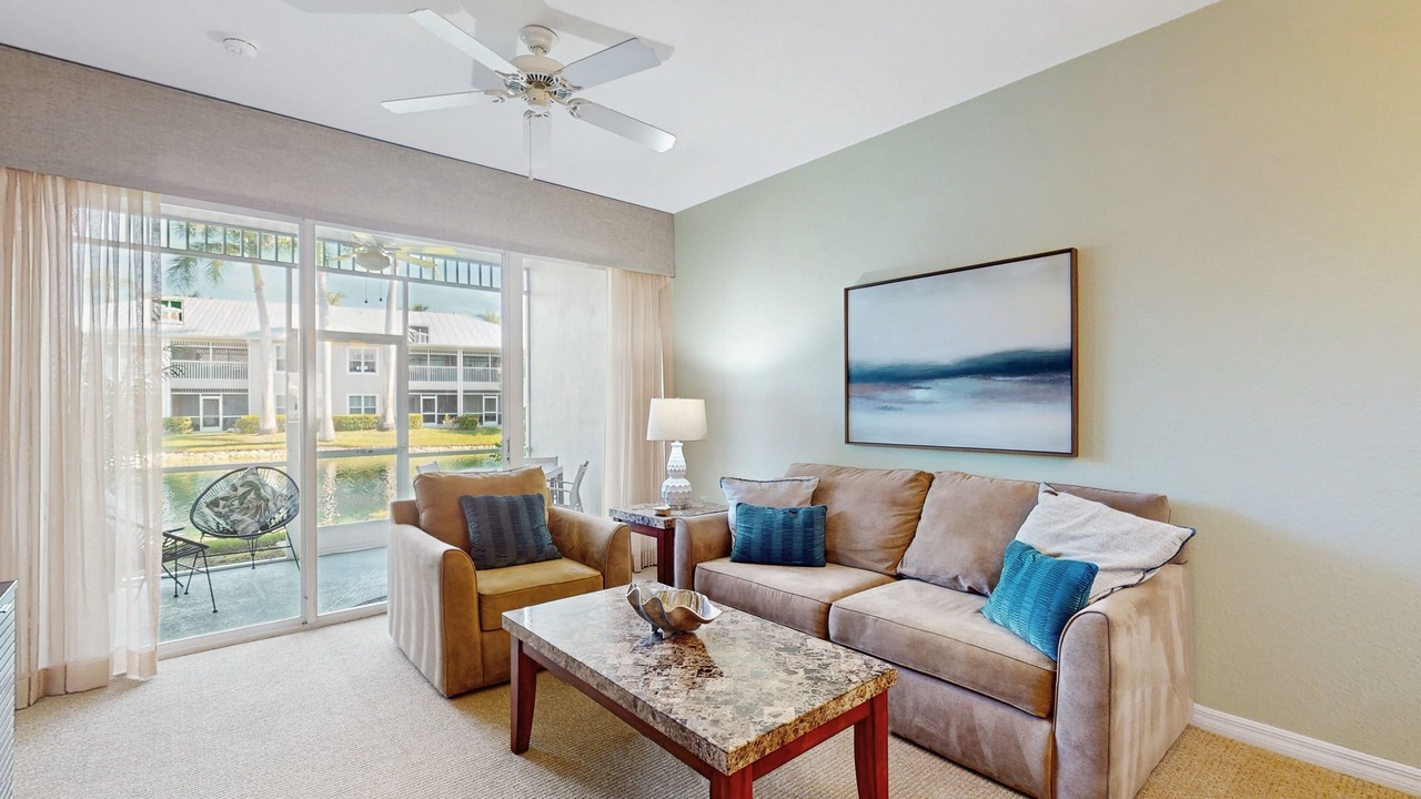 Photo of Livingroom in Naples