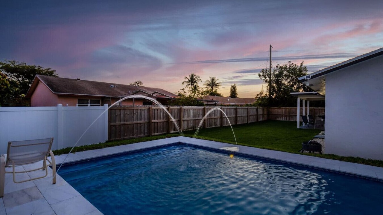 Photo of Outdoor in Tropic Palms