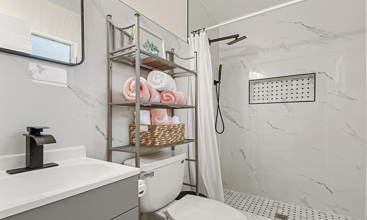 Photo of Bathroom in Rockledge