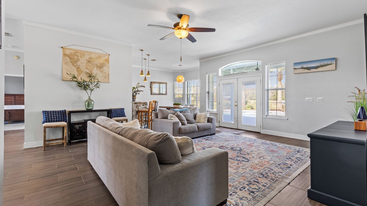Photo of Livingroom in High Springs