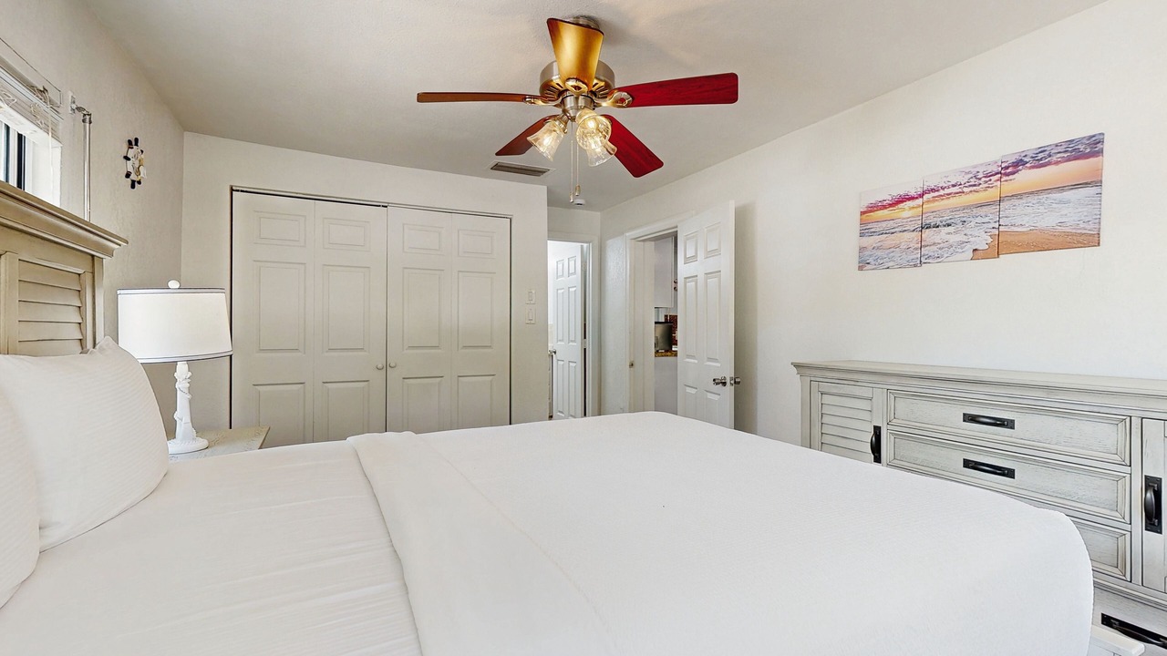 Photo of Bedroom in Breezeswept Beach Estates