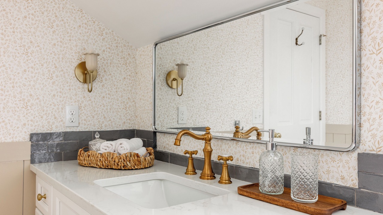 Photo of Bathroom in Alachua