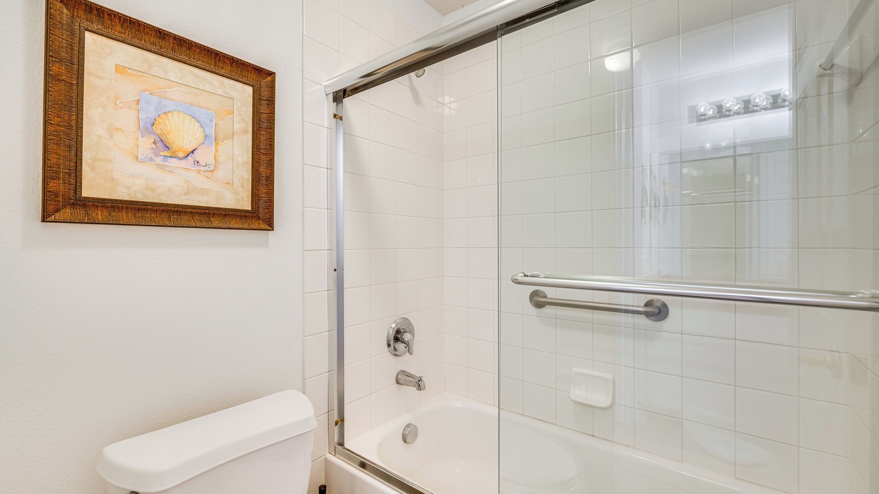 Photo of Bathroom in Highgate Park