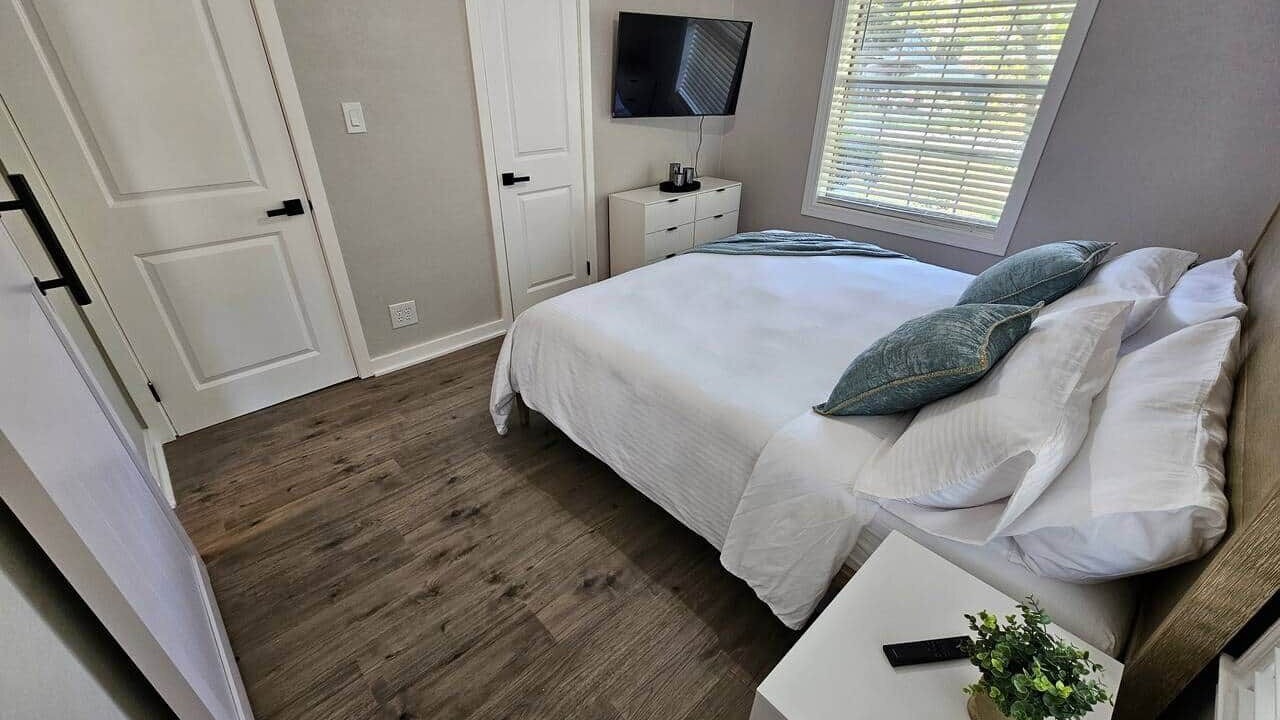 Photo of Bedroom in Navy Point