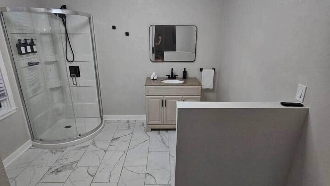 Photo of Bathroom in Navy Point