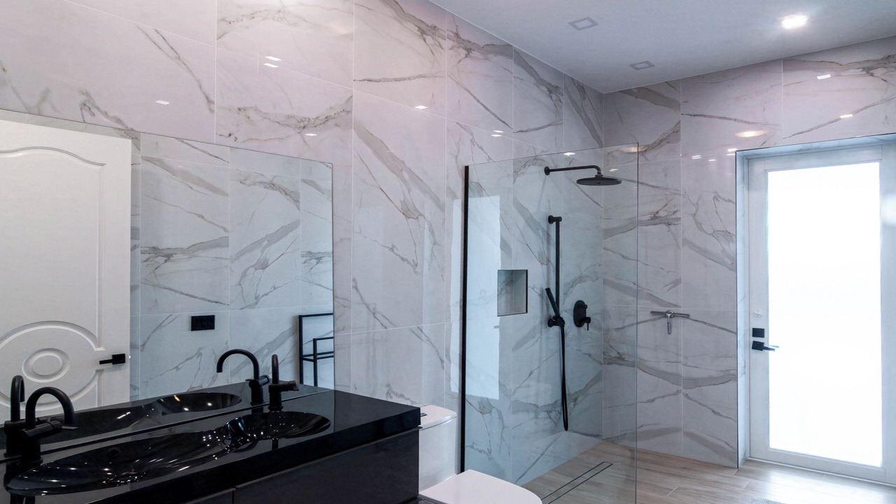 Photo of Bathroom in Cape Coral