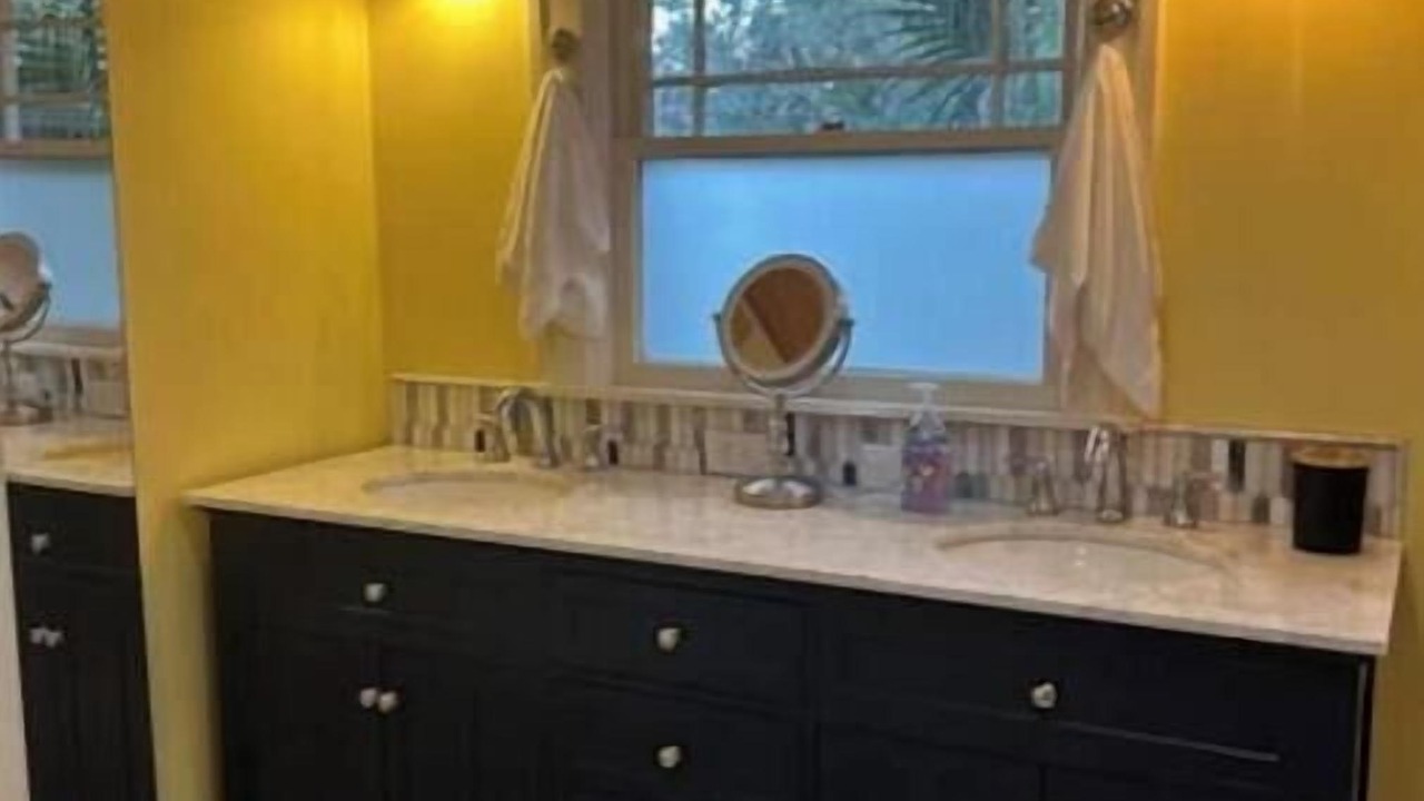 Photo of Bathroom in Avondale