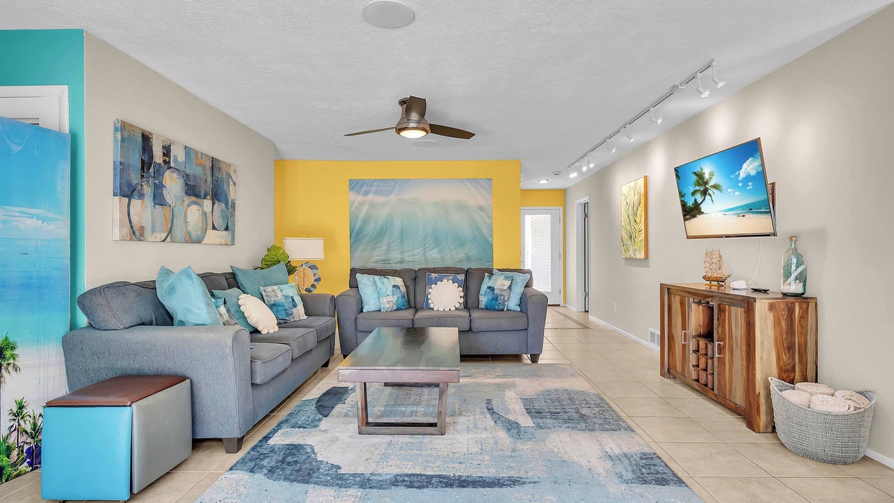 Photo of Livingroom in Bayshore Gardens