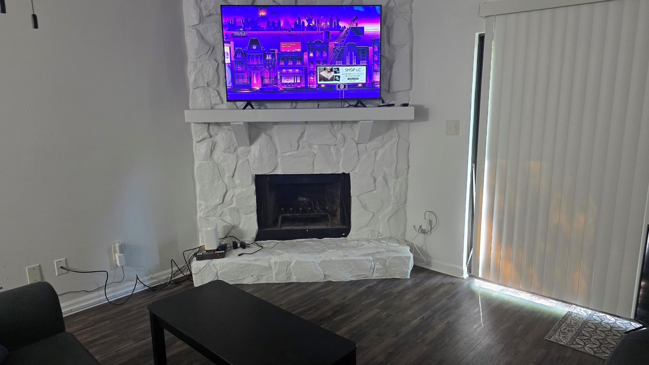 Photo of Livingroom in Tallahassee