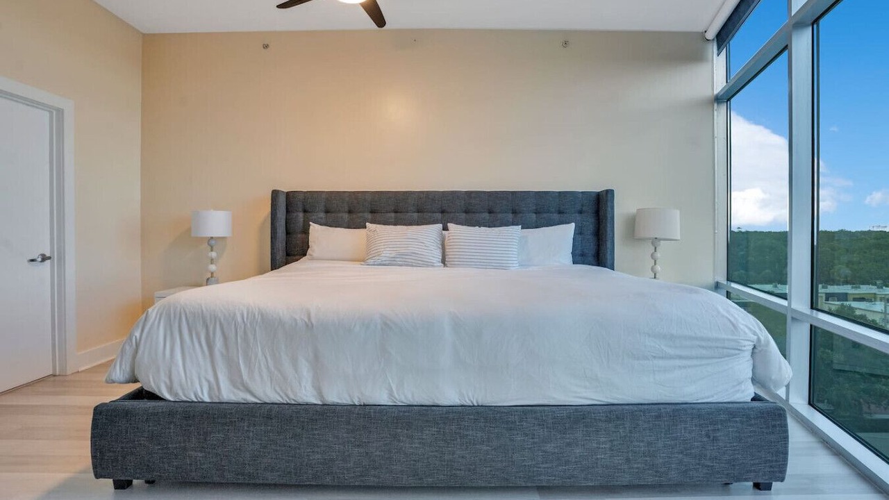 Photo of Bedroom in South Eola