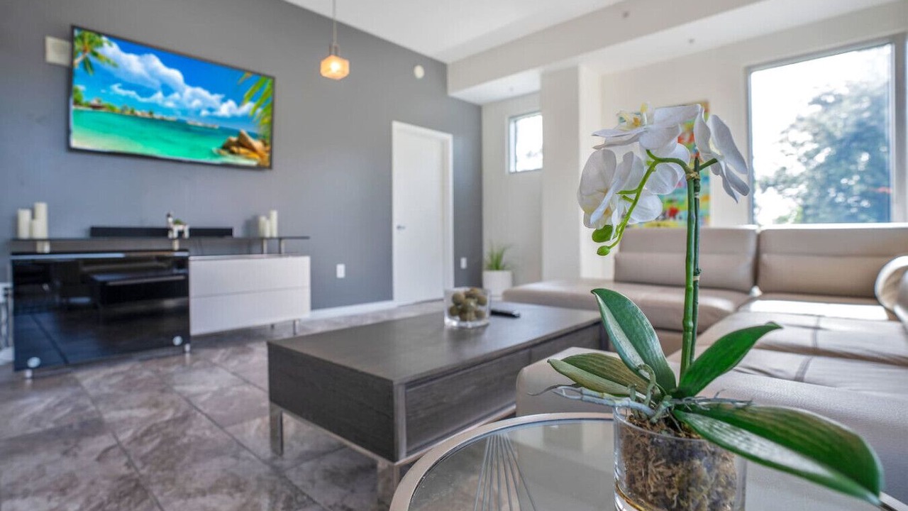 Photo of Livingroom in South Eola