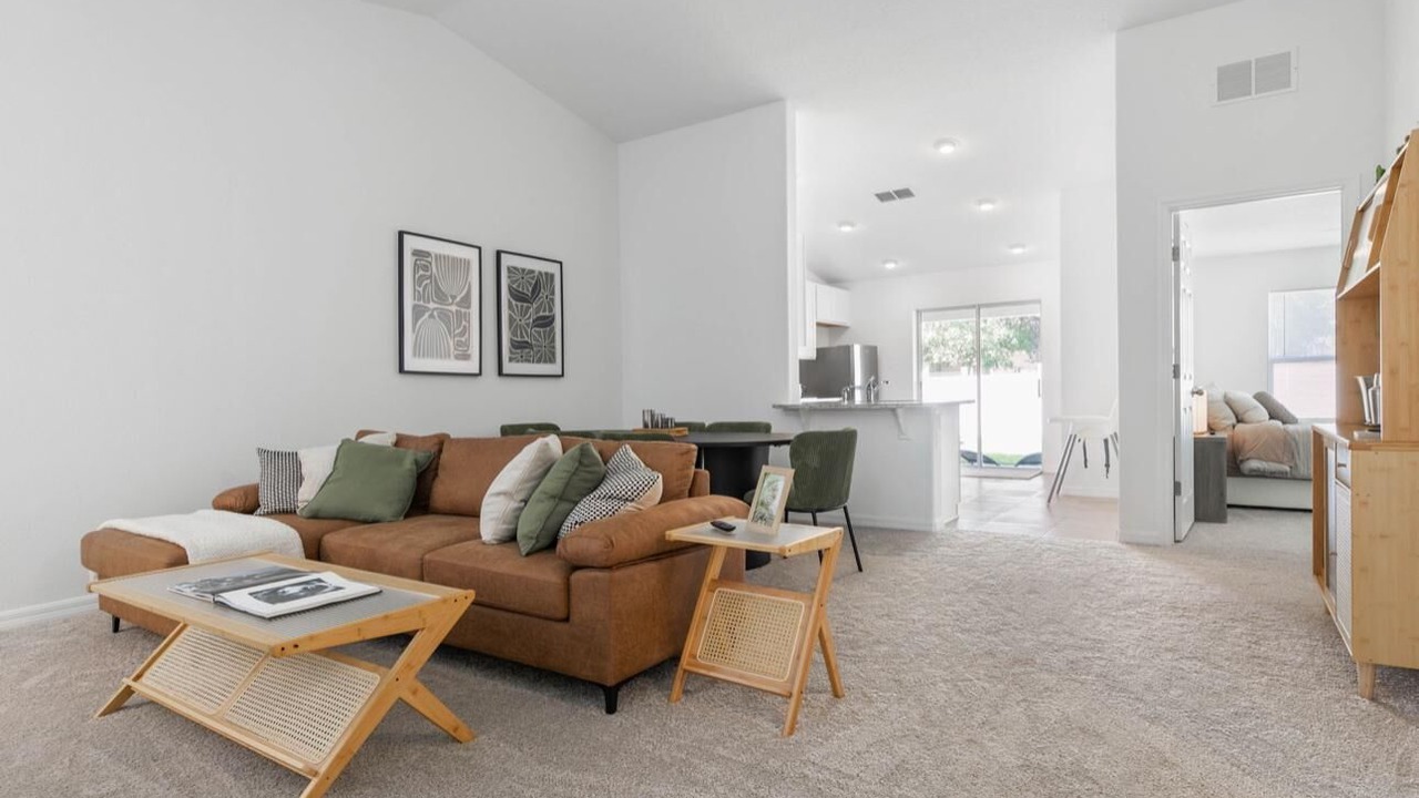 Photo of Livingroom in Indian Trails