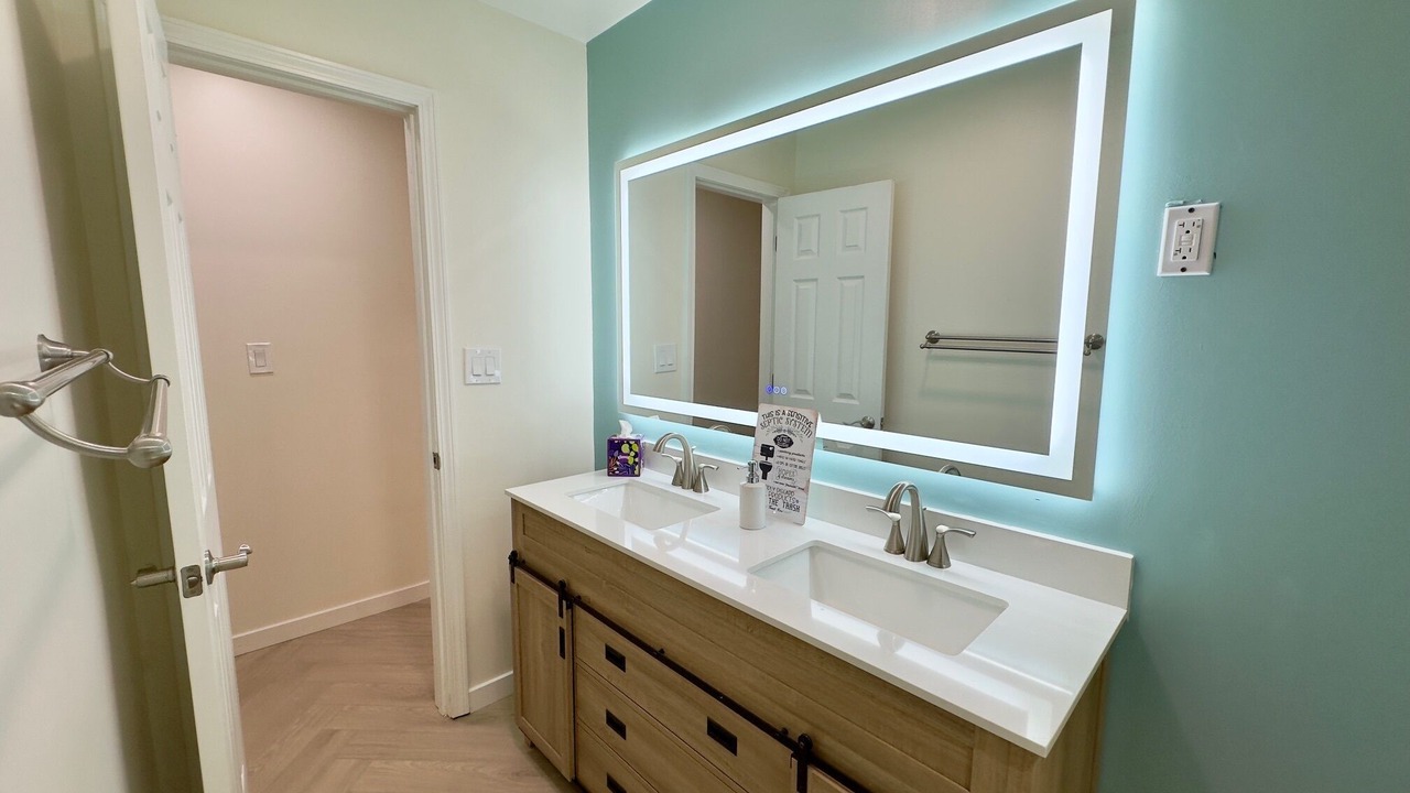 Photo of Bathroom in Fernandina Beach