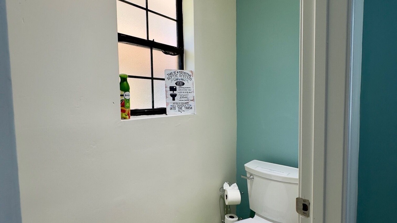 Photo of Bathroom in Fernandina Beach