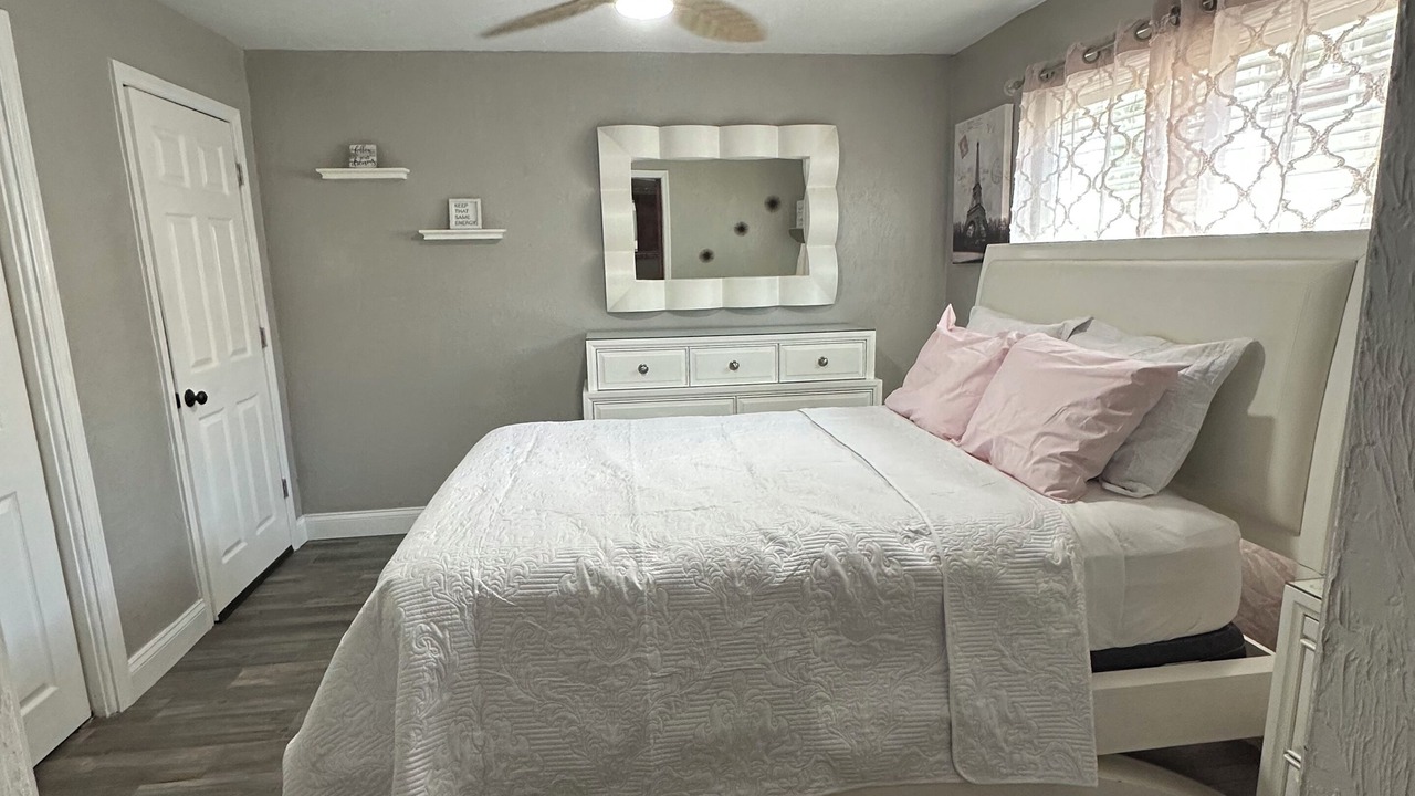Photo of Bedroom in DeLand