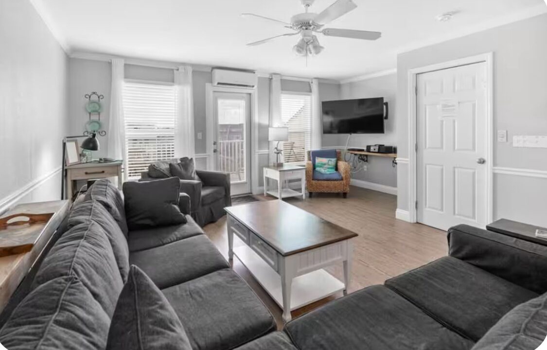 Photo of Livingroom in Port St. Joe