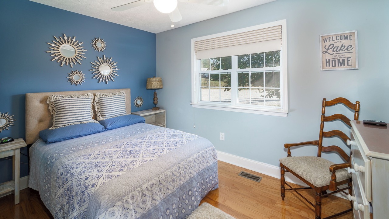 Photo of Bedroom in Reed Creek