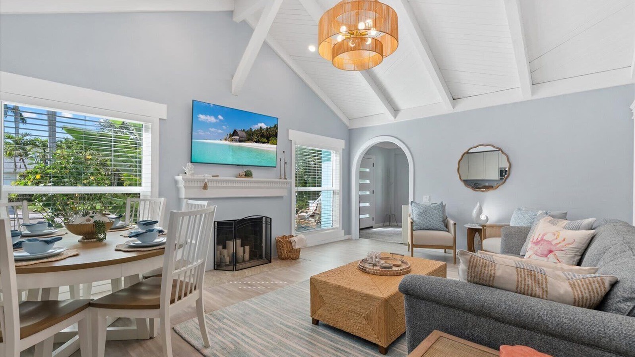 Photo of Bedroom in River District