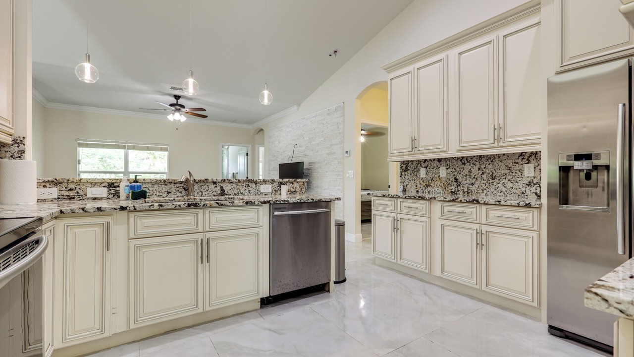 Photo of Kitchen in Hunt Club