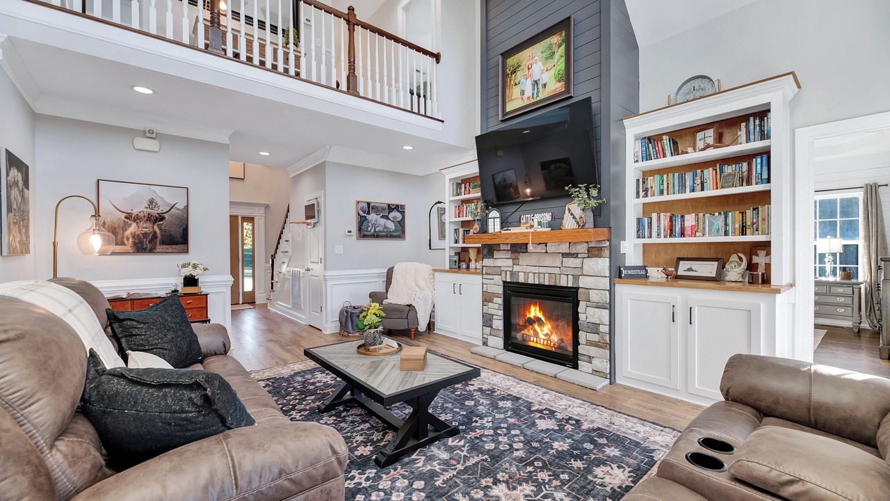 Photo of Livingroom in Four Oaks