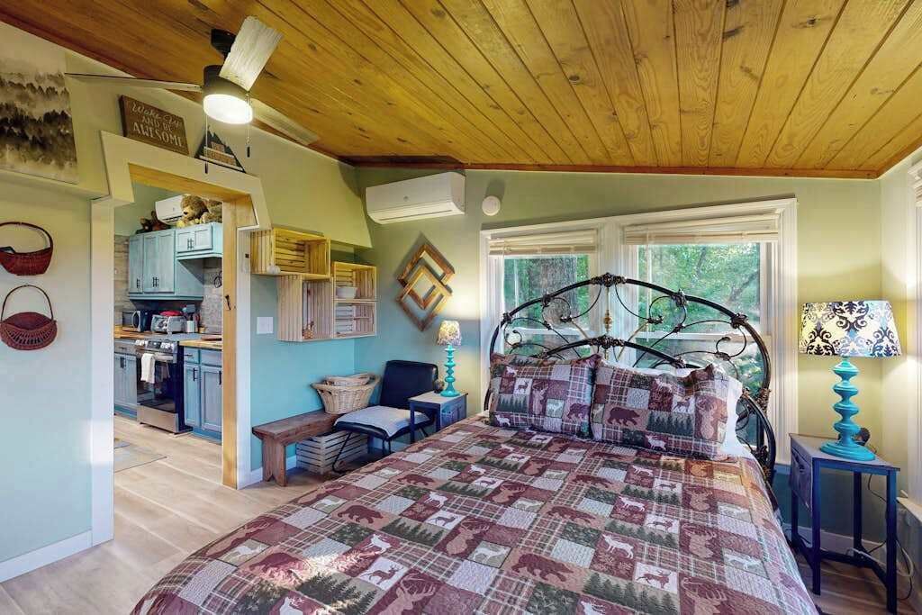 Photo of Bedroom in Ellijay