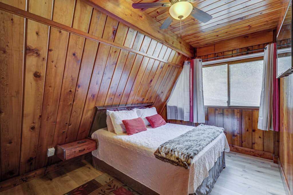 Photo of Bedroom in Tate