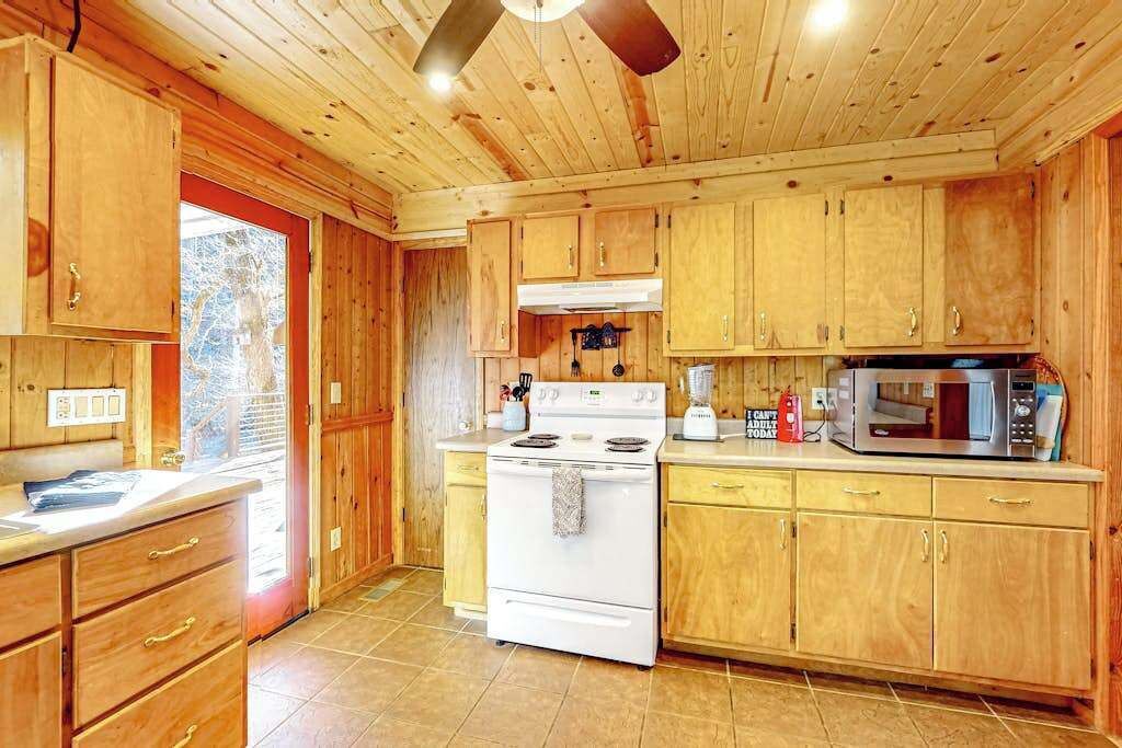 Photo of Kitchen in Ellijay