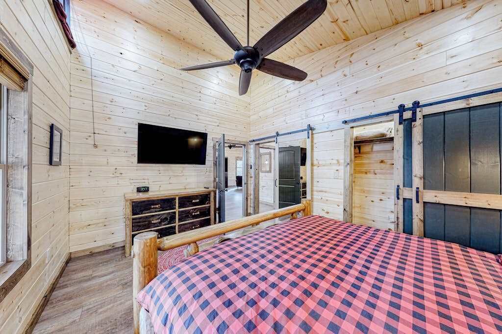 Photo of Bedroom in Sautee Nacoochee