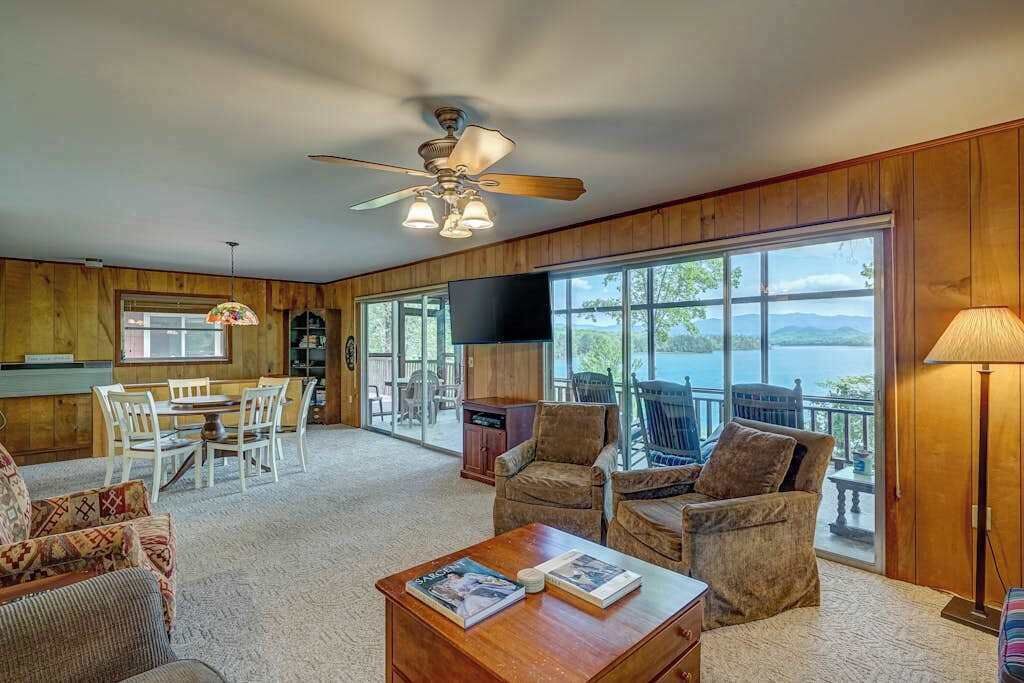 Photo of Livingroom in Cedar Cliff