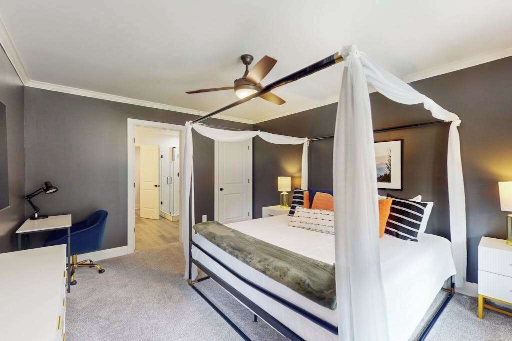 Photo of Bedroom in Helen