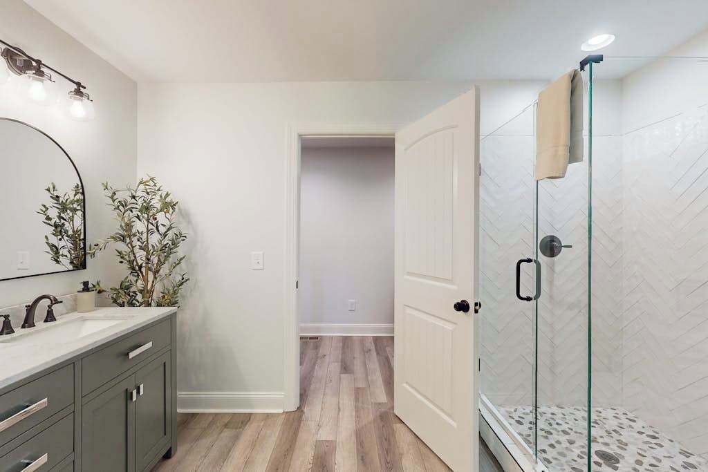 Photo of Bathroom in Helen