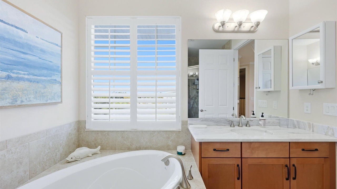Photo of Bathroom in Cape Haze