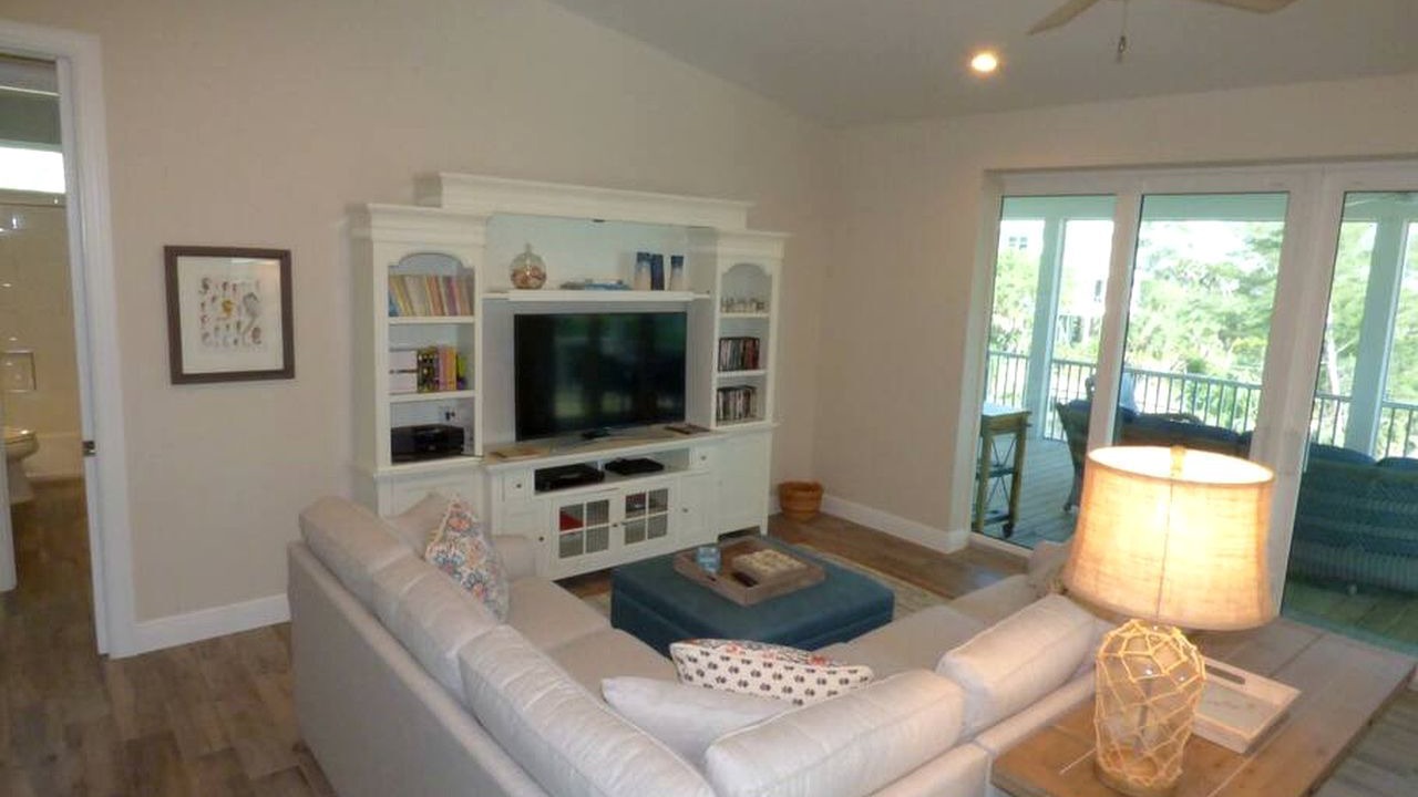 Photo of Livingroom in Placida