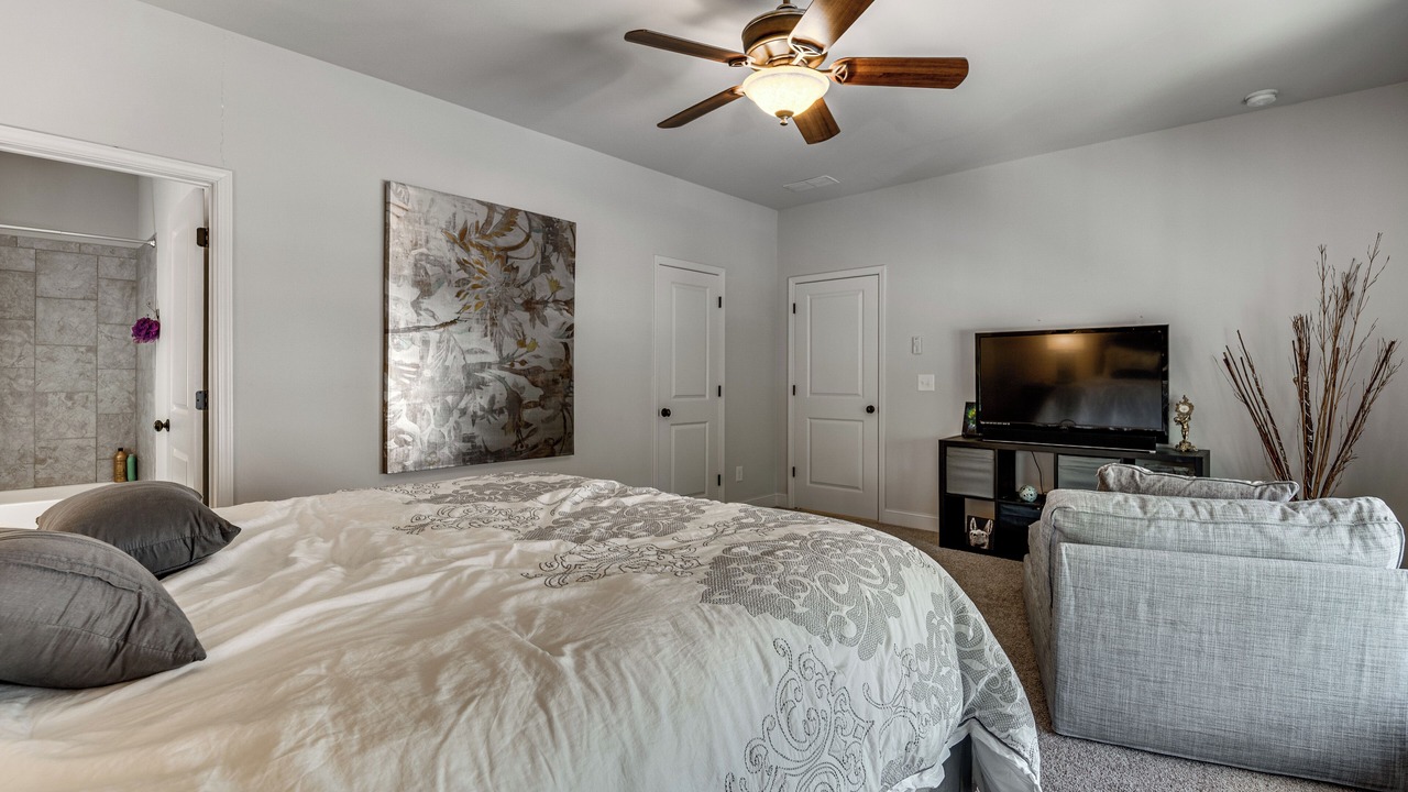 Photo of Bedroom in Johns Creek