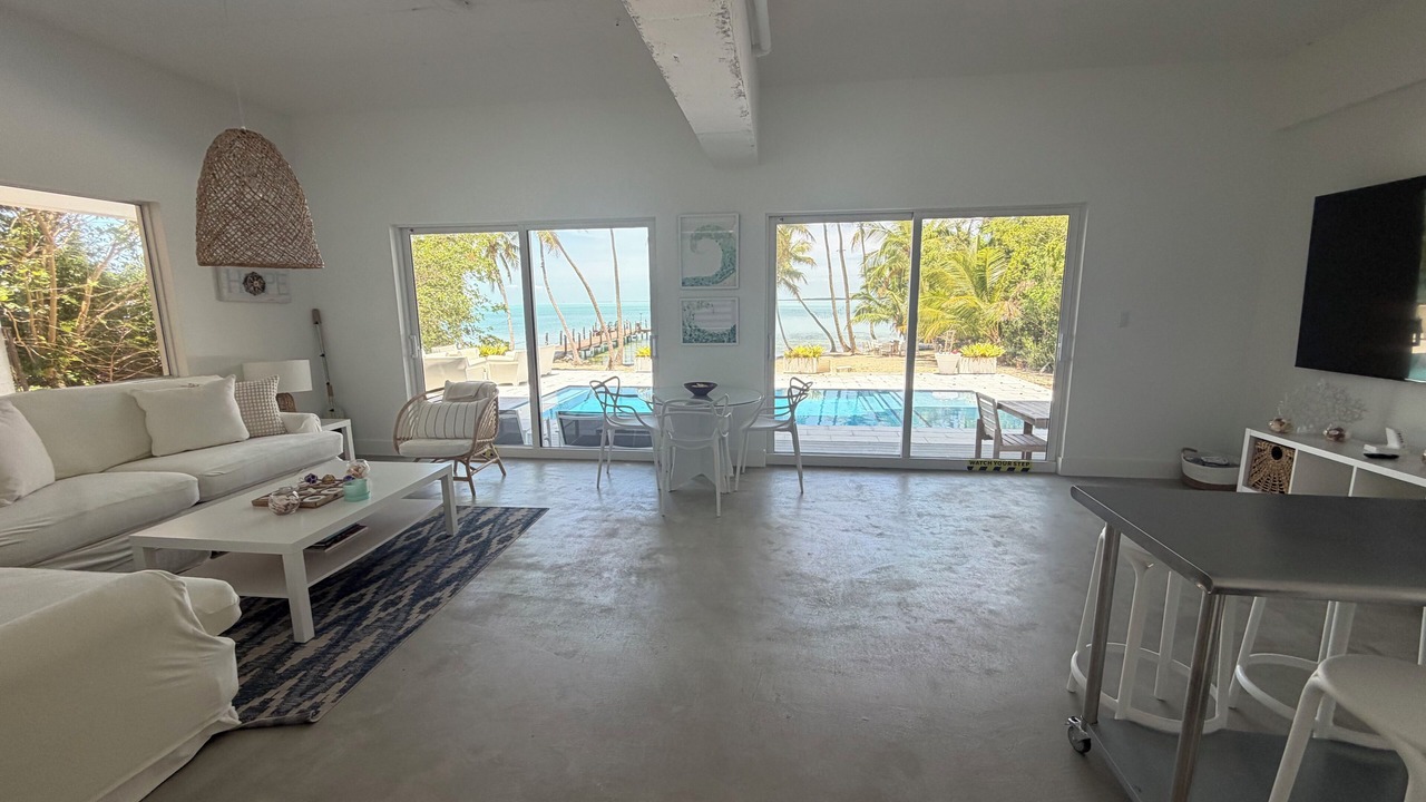 Photo of Livingroom in Key Largo